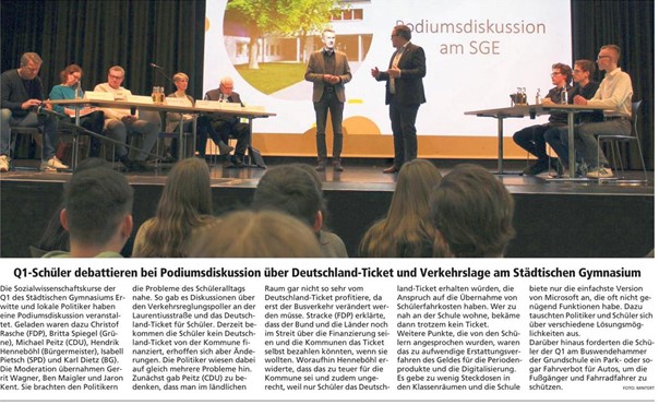 Christof Rasche debattiert mit Schülern am Städtischen Gymnasium