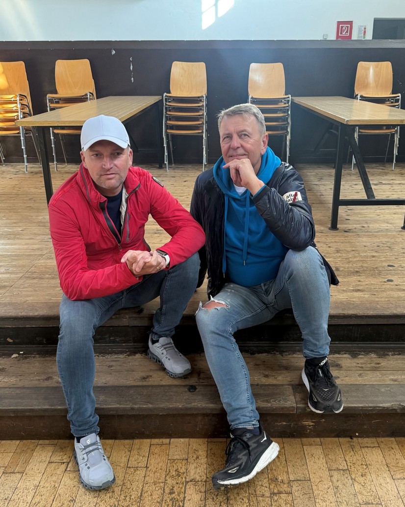Lars Engelmeier und Christof Rasche beschäftigen sich seit einiger Zeit mit der Hellweghalle.